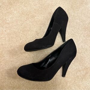 ⭐️ Call It Spring 8 Faux Suede Black Heels